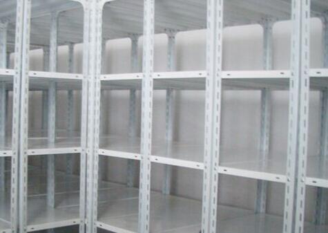 貨架應該怎么樣做好日程保養(yǎng)維護呢？